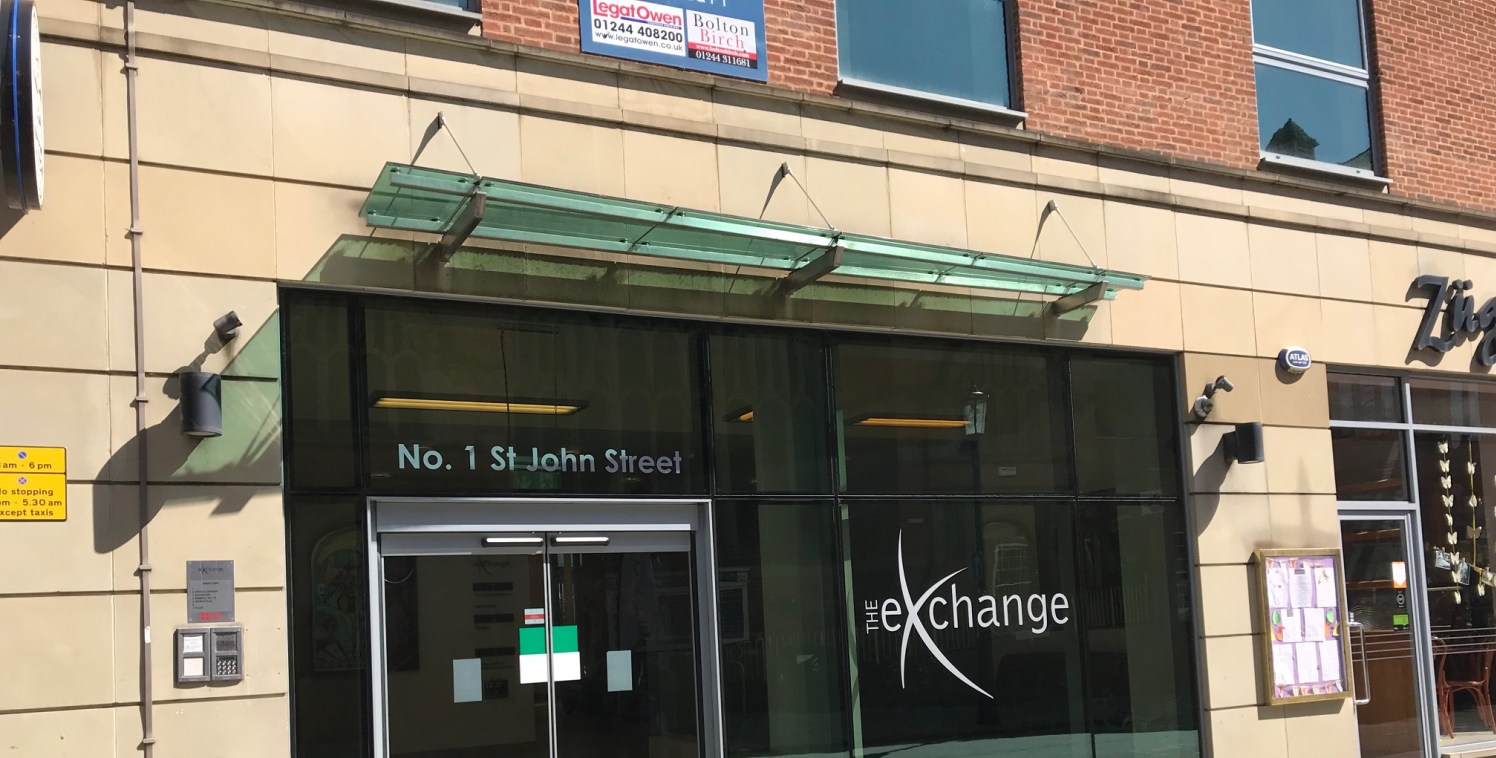 The Exchange is a superb mixed use building in Chester city centre providing 25,000 sq ft of office accommodation over 3 upper levels. Pizza Express, Zugers cafe and Popcorn are at ground floor level togther with a 70 bed Travellodge Hotel

Reception...