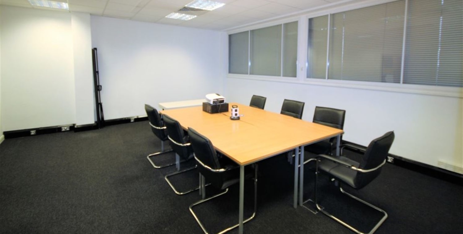 Private office suite, comprising of one large office area, with second smaller room. Less than 100 meters from Romford station.