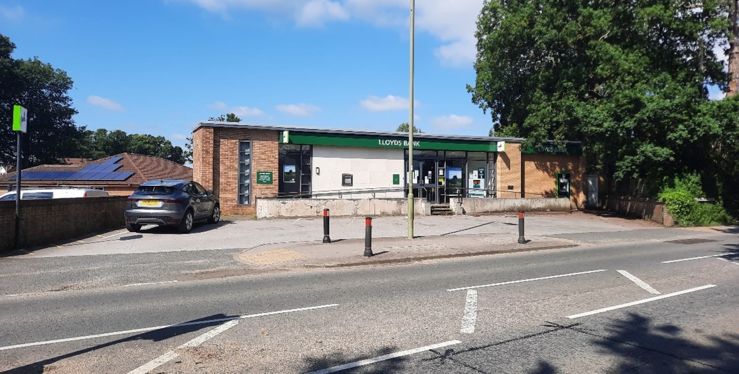 The premises comprise a standalone single storey building of brick construction. Access is directly from the car park outside the front of the building, via a ramp leading up to the building. 

The building includes:-

* Parking to the front

* Poten...