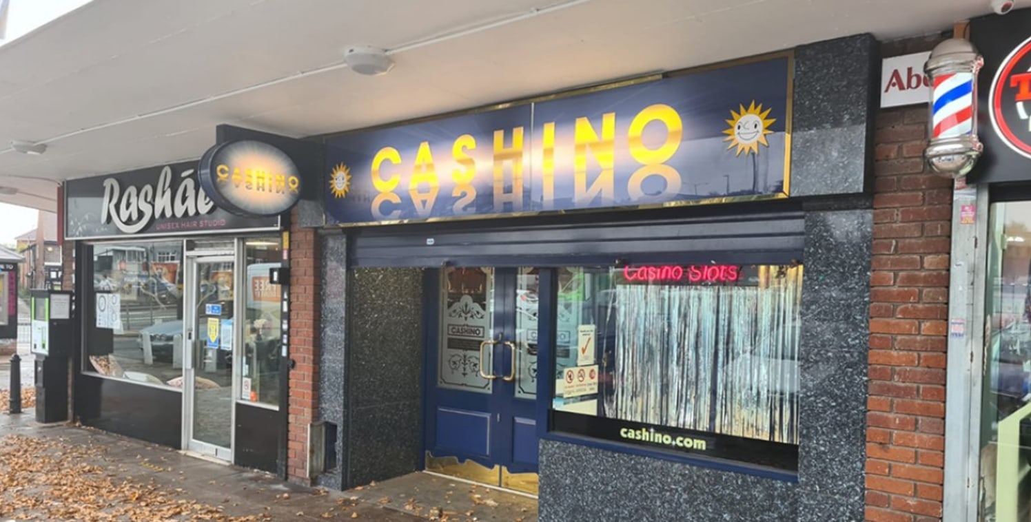 <p>Well known local and convenience shopping centre in Great Barr, Birmingham fronting the A34 Walsall Road with residential above and onsite parking.</p><ul>

<li>Busy Neighbourhood Retail Units</li>

<li>Prominent Roadside Position</li>

<li>Free C...