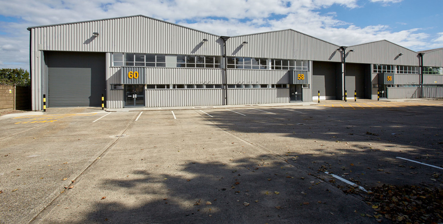 Modern warehouse / industrial units 6,023 / 18,069 and 24,092 sqft with securable yard / parking areas, a short walk of Reading train station and shopping centre.