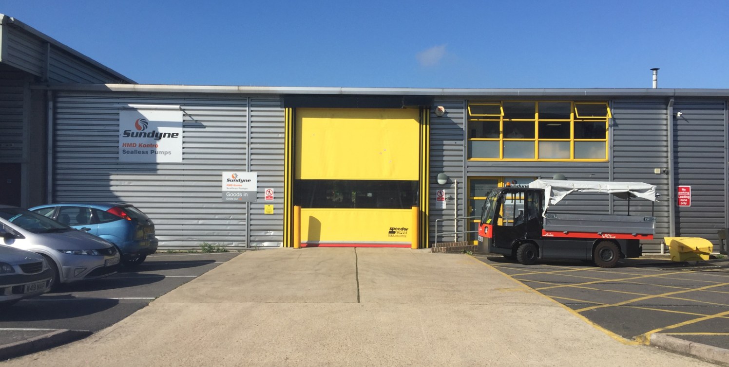 The premises are in a terrace of three units which are of steel portal frame which has fully insulated cladding and provides mainly all clear space in the factory area with first floor offices. Please note Unit 2 is also available and the two units c...