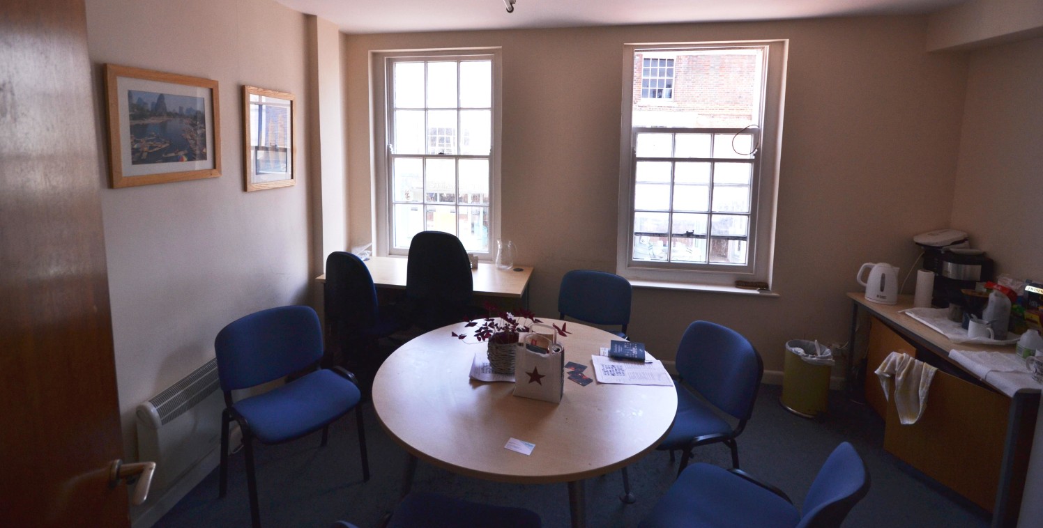 Self contained office suite on the 1st and 2nd floors in the centre of Chichester. Very well positioned with easy access to all amenities and public transport....