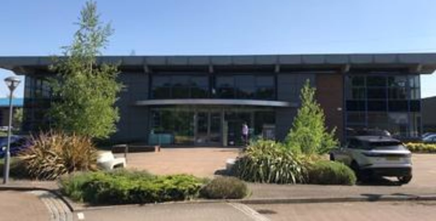 The property comprises part of the ground floor of a two storey pavilion style office building set in a landscaped business park. The exterior and internal communal areas were extensively refurbished less than 2 years ago....