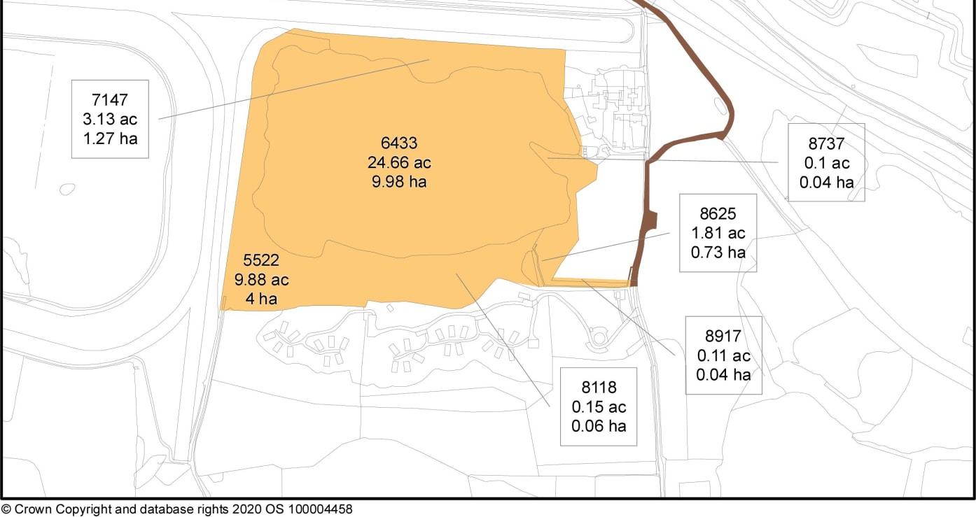 Restored Lake providing excellent amenity value as well as a protected wet land habitat for a wide variety of birds.

Historically extracted for gravel the Western Lake extends to about 25 acres and has been subsequently restored to provide a conserv...