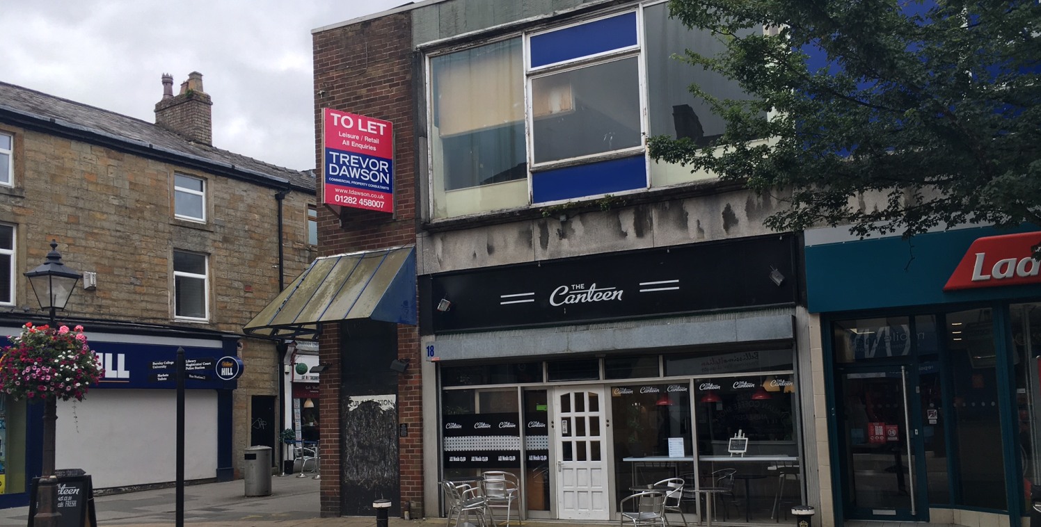 The property comprises a ground floor retail unit located at the end of a modern shopping. Internally the accommodation is divided to form a ground floor sales area with rear storage/staff accommodation. 

 Externally to the rear of the property ther...