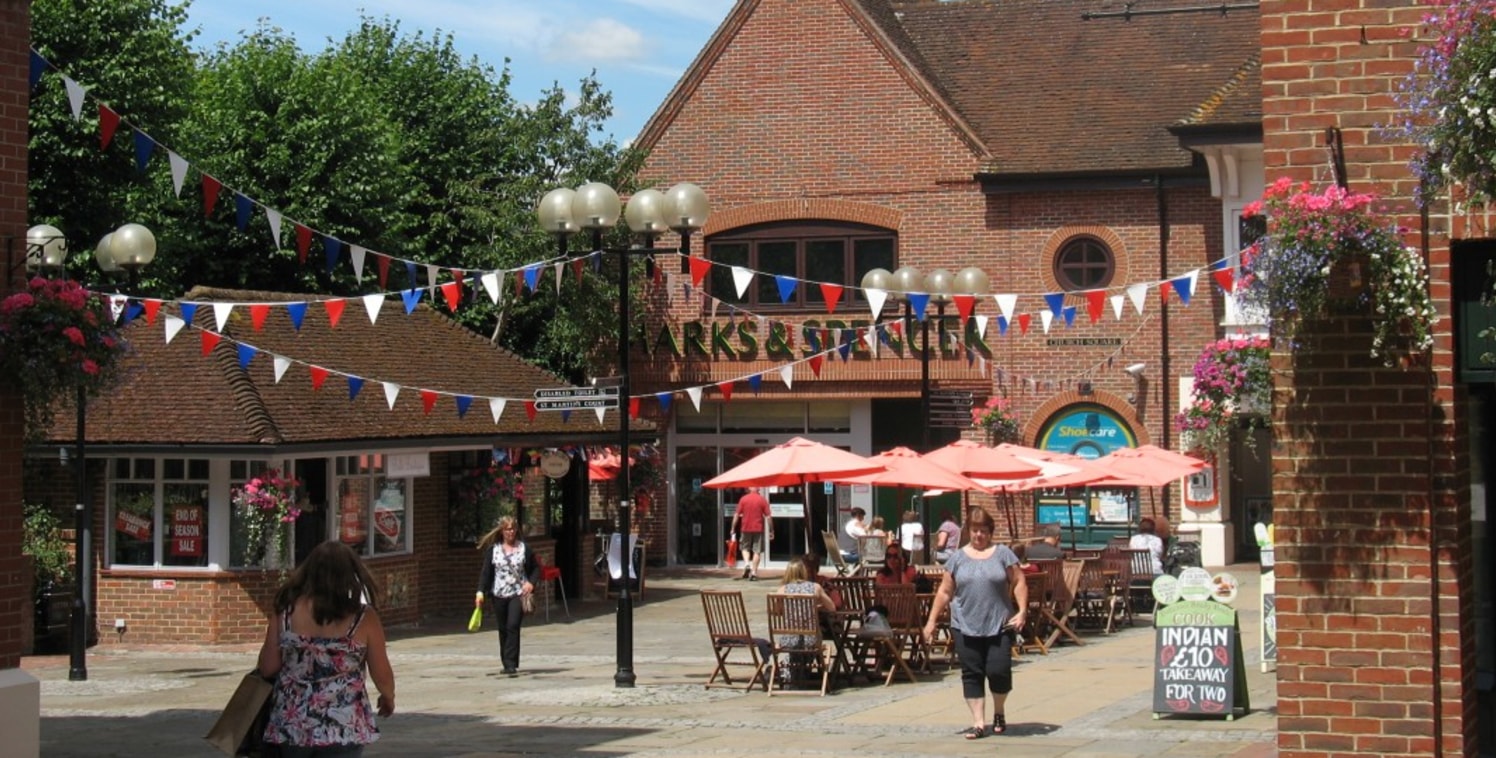 <p>St Martins Walk in the heart of historic Dorking, is an open air shopping centre with 26 retail units and is anchored by Marks and Spencer and the council run Library. In addition to the retail units there are two kiosks located in St Martin&rsquo...