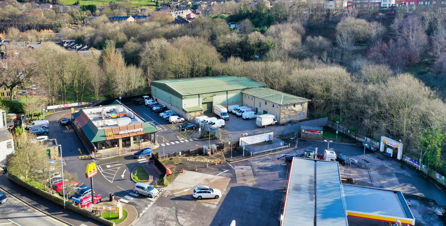 **RENT REDUCED**

The property briefly comprises a modern detached hybrid warehouse unit with two storey offices and private car park. The warehouse benefits from:

4M wide by 4M high electrically operated loading door;

Maximum eaves height 7M (heig...