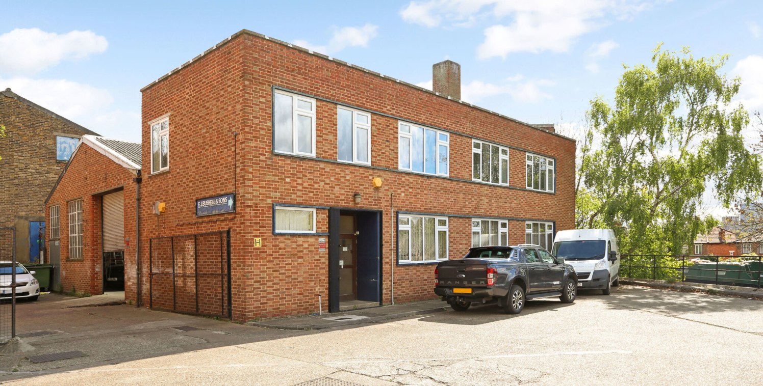 A detached warehouse/industrial building located on a popular estate.