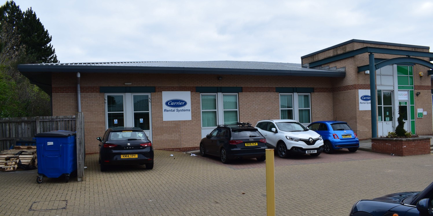 TO LET: MODERN SELF CONTAINED OFFICES

13 DEDICATED PARKING SPACES

PROMINENT LOCATION

KITCHEN AND WC FACILITIES

538.91 m2 (5,801 ft2)

LOCATION

Sunderland is a major City within the North East of England and lies approximately 12 miles south east...