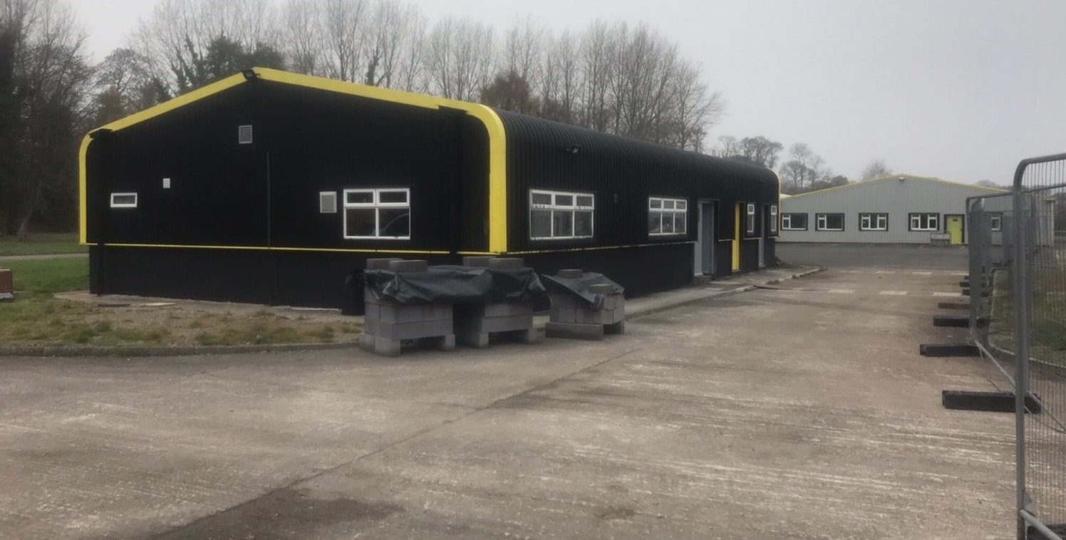 A range of industrial units.

From 260 sq ft to 5,200 sq ft

Price On Application