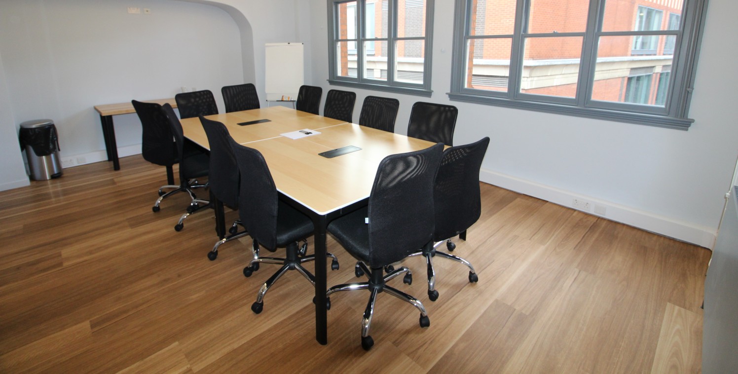 FULLY REFURBISHED serviced offices in BIRMINGHAM CITY CENTRE with easy access to Grand Central and...