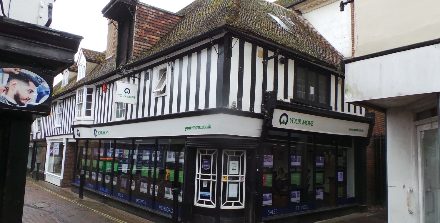 This attractive three storey timber framed building under a hipped tiled roof is Grade II* listed, and it is believed to have been constructed sometime around the 15th or 16th century. The ground floor sales area comprises of just under 1,000 sq. ft....