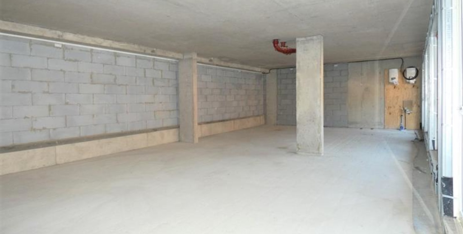 The property comprises ground floor self-contained space within Reynard Mills Development, together with an ancillary patio, and access to a nearby commercial refuse area.\n\nUnit\nArea\nRent\nAvailable\n\nUnit\n\n1,076 sq ft (100 sqm)\n&pound;21,520...