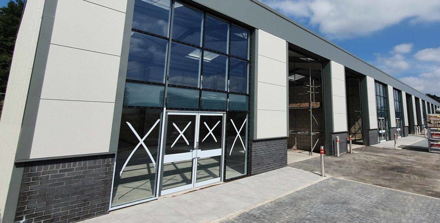 Brand new industrial units, purpose built for B1 and B8 Commercial Use. Other uses may also be suitable, subject to obtaining the necessary planning consent.\n\nThe units are of steel portal frame construction with glass personnel entrances and rolle...