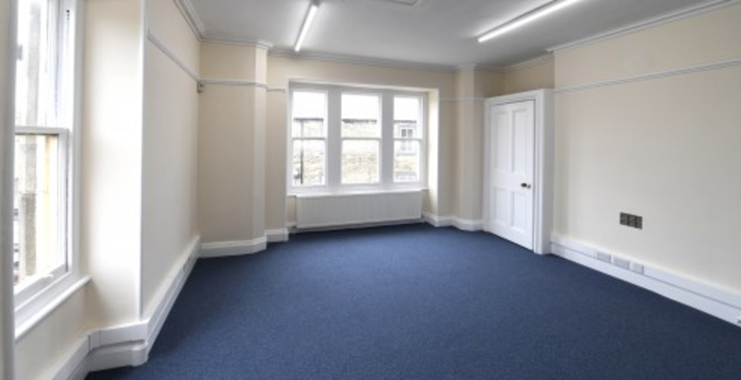 Whiteacres are pleased to offer to the market various quality offices positioned above Barclays Bank in the popular market town of Clitheroe.\n\nThe office building has been refurbished to a high standard with brand new carpets, neutral decor, LED se...