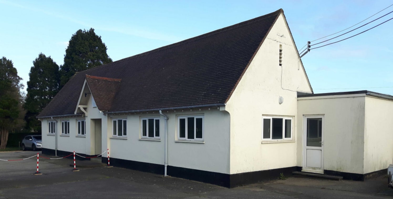 Situated less than 1 mile from Chippenham and adjacent to the A350 dual carriageway, just 2 miles south of J17 of the M4. Kington Park offers storage, offices, studios and workshops, in total 30,300 sq ft....