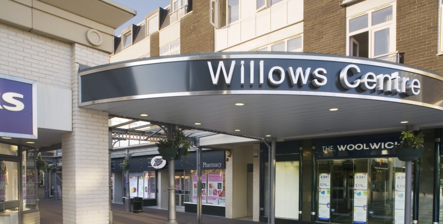 <p>The Willows is the primary shopping centre in the heart of Wickford High Street, home to a number of national retailers and many specialist local independent retailers offering services such as a caf&eacute;, butchers and a tanning and nail bar.</...