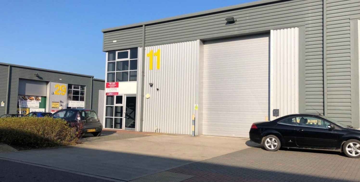 Unit 11 offers a well presented modern unit with a yard area for loading and parking. The property benefits from a solid concrete floor in the warehouse as well as a full height roller shutter loading doors.