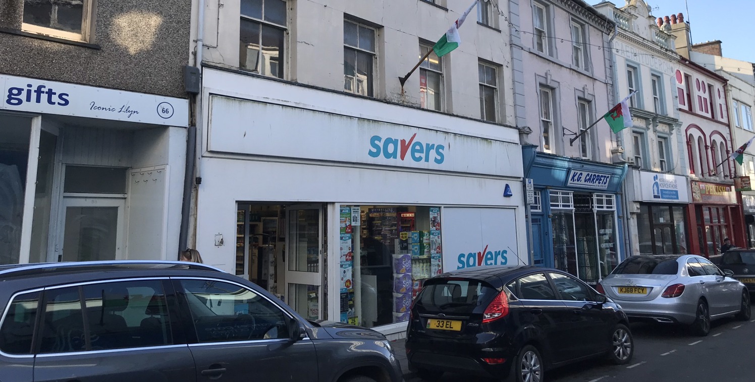 Prominent retail unit comprising 1,900 sq ft to let/for sale in Pwllheli.

The property is available by way of a new effectively Full Repairing and Insuring lease at a rent of £12,000 per annum.

Alternatively, the property is for sale freehold at £9...