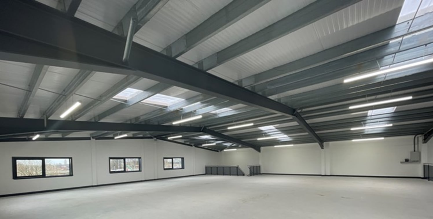 We are delighted to offer for rent a brand new business unit, that was constructed in 2020 to a high specification.

Vehicular access is direct from Dunwoody Way, which leads to a dedicated car park for up to 27 cars. 

Internally the accommodation c...