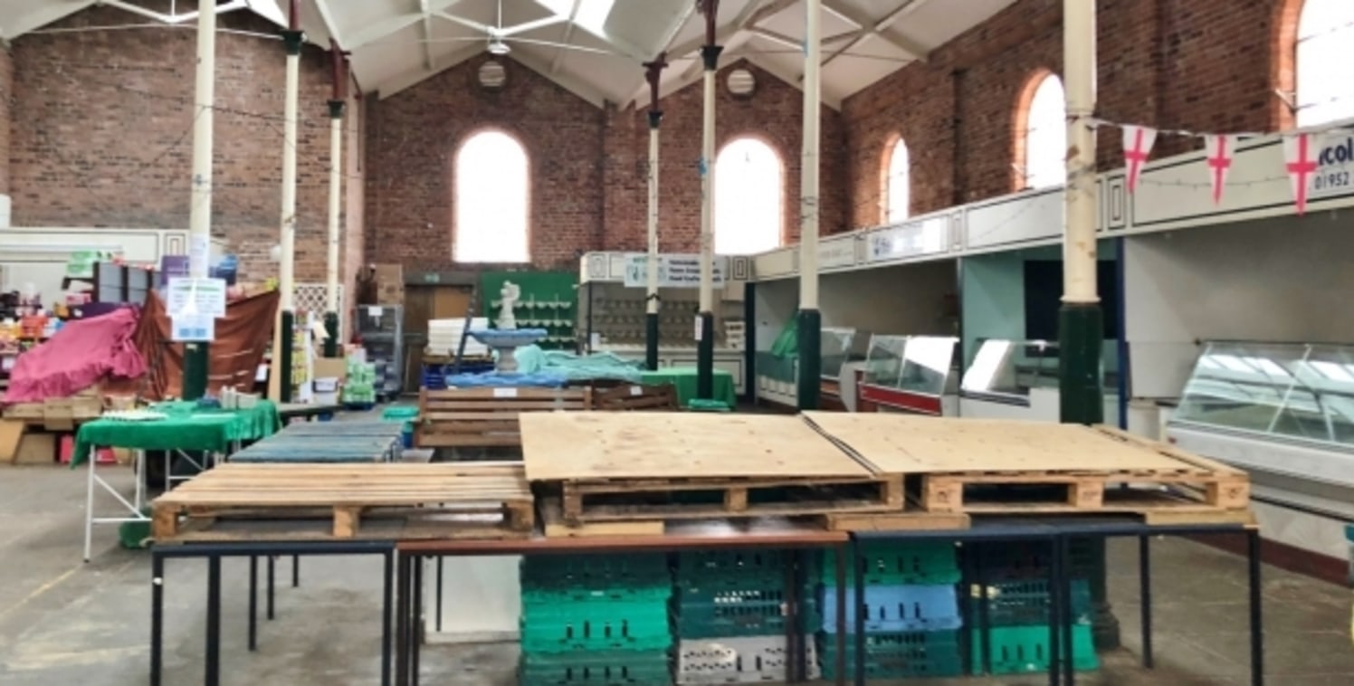 The property comprises character accommodation within Newport Market Hall. The Italianate building was purpose built as an indoor market in 1860 and later utilised as a town hall and social venue with a courtroom on the ground floor....