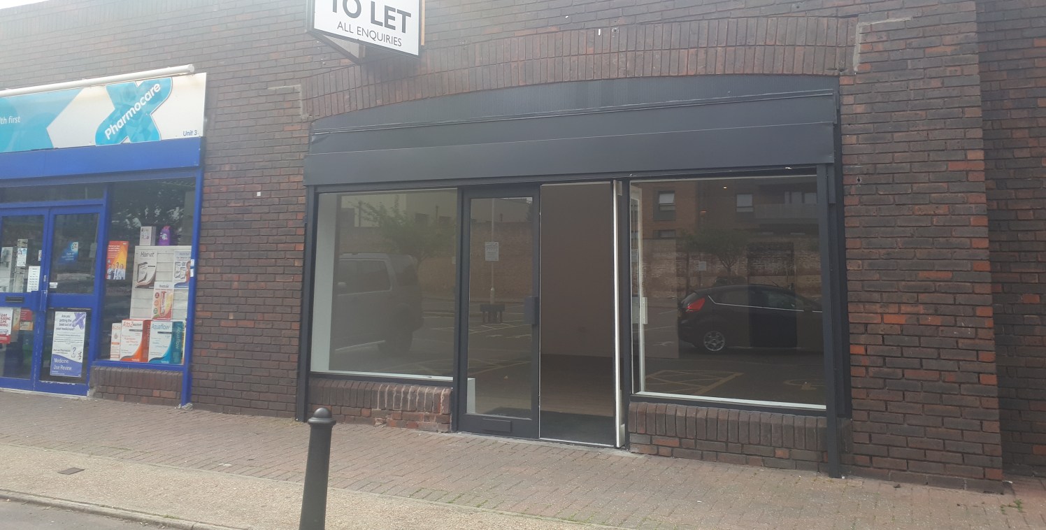 A newly refurbished retail unit comprising open plan sales areas with partitioned kitchenette and WC.

Newly refurbished and in new condition with wooden flooring and spot lighting. Benefiting from access to the rear for deliveries and electric rolle...