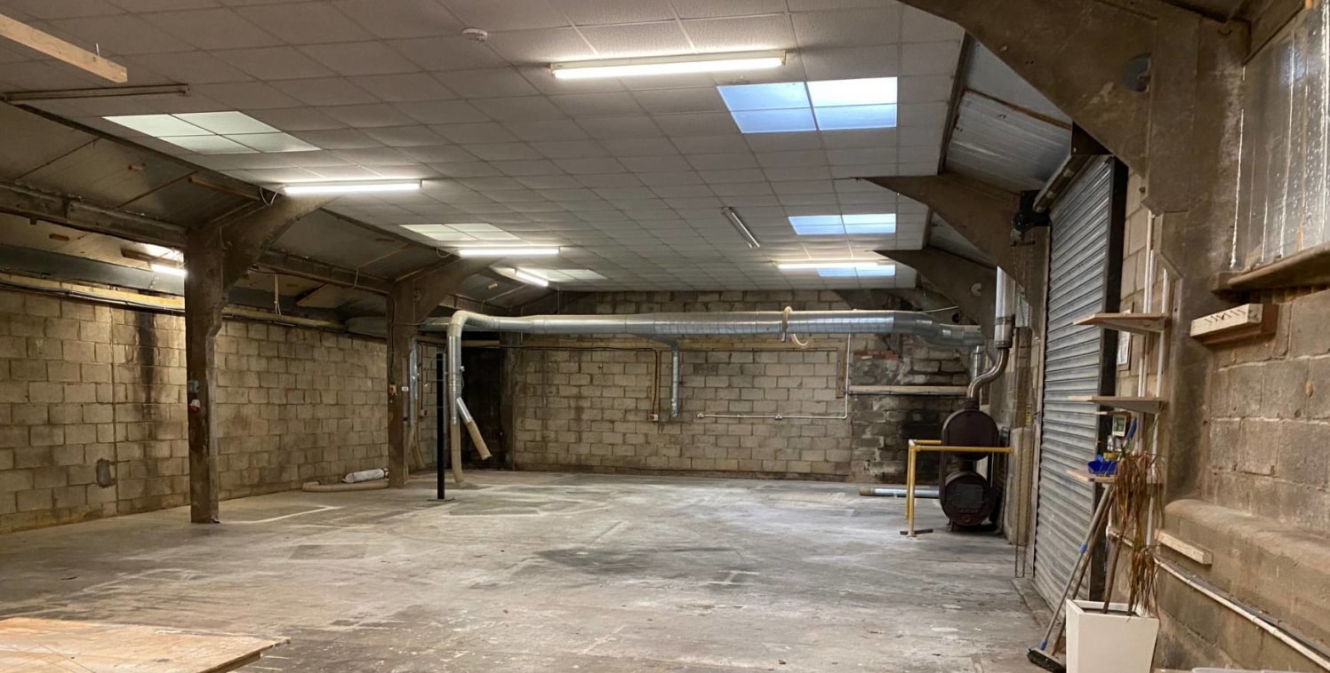 The premises is currently set up as an office and workshop. The unit has a kitchen, male and female WC's. The workshop has a suspended ceiling and a roller shutter door for access. The roller shutter door is approximately 2.3 m wide and 2.7 m high......