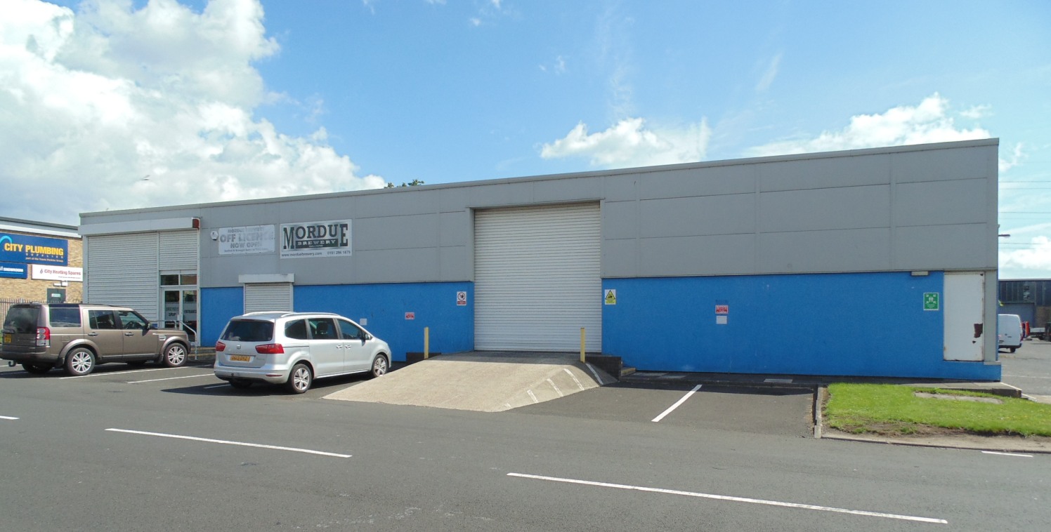 1,076 sq m (11,582 sq ft). Detached building. Established Trade Counter Location. Unit to be Fully Refurbished. Level access and dock level loading. Includes offices.