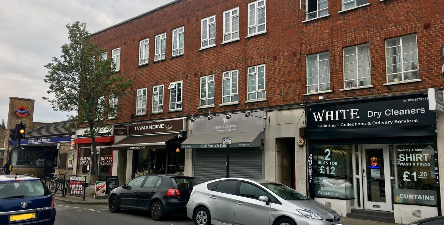 GREAT LOCATION WITHIN 20FT OF SOUTH EALING TUBE STATION! This A1/A2 unit is now available on a lease reassignment. With around 700sqft on ground level and additional space in the basement, this property is finished to a high standard and is ready to....