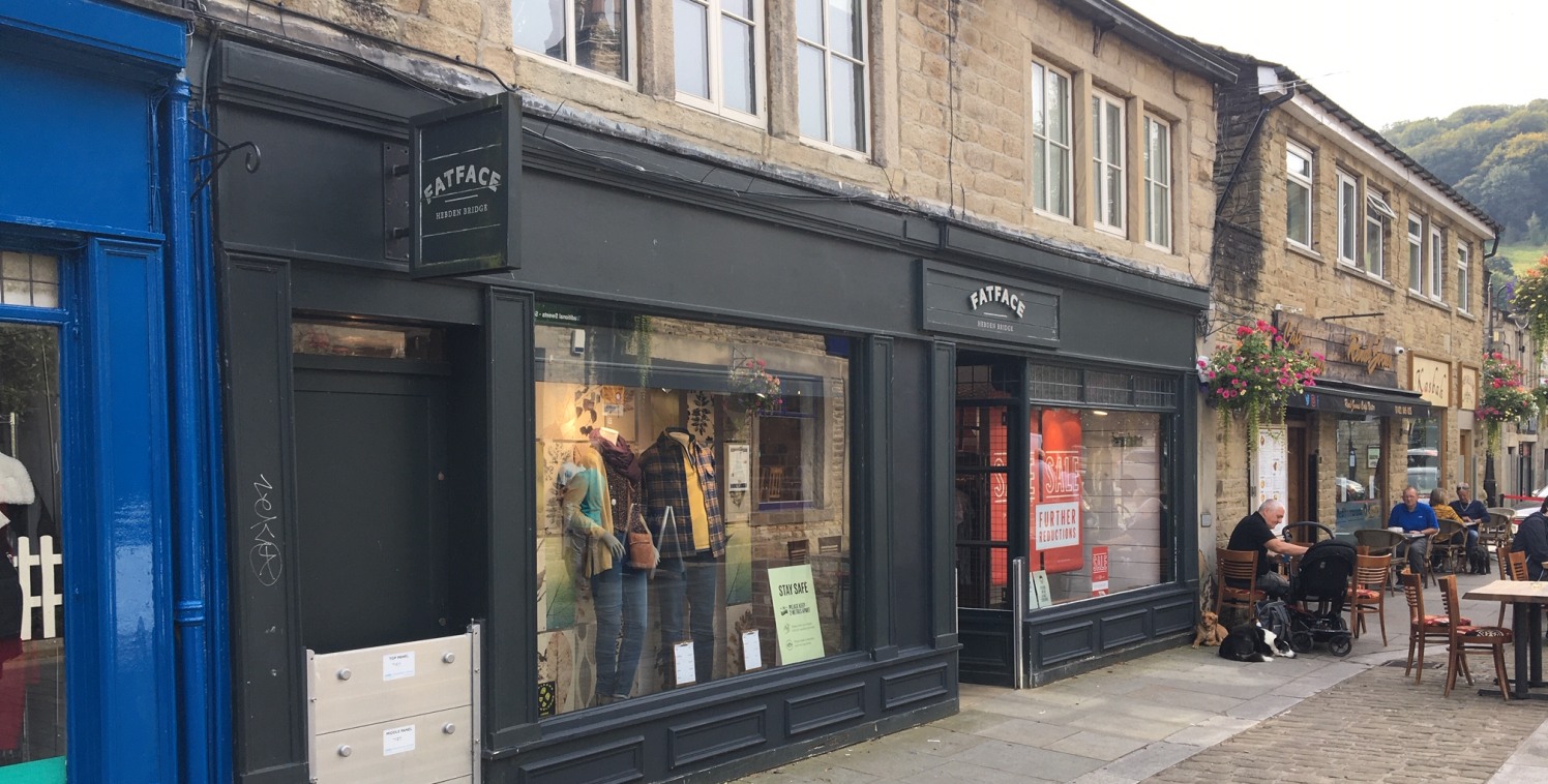 The premises briefly comprise the ground floor of a stone built terrace property located on the main shopping precinct within Hebden Bridge Town Centre 

Being double fronted and of open plan configuration the property comprises a ground floor retail...