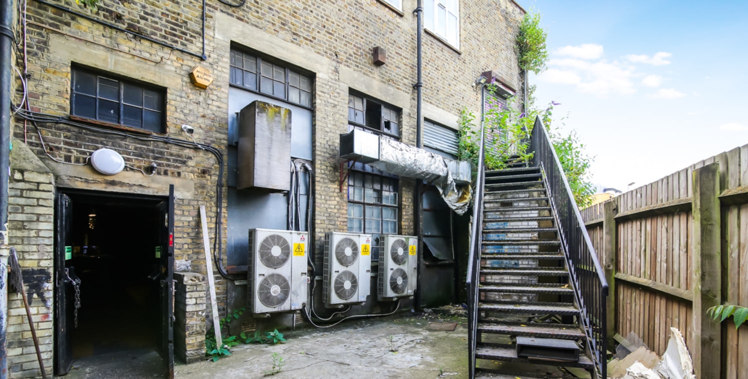 The property is set across three floors. It has a ground floor entrance leading from Peckham High Street and a rear access from Melon Road. 

The unit was previously used as a nightclub and comprises a large open plan area, kitchen, large entrance ha...