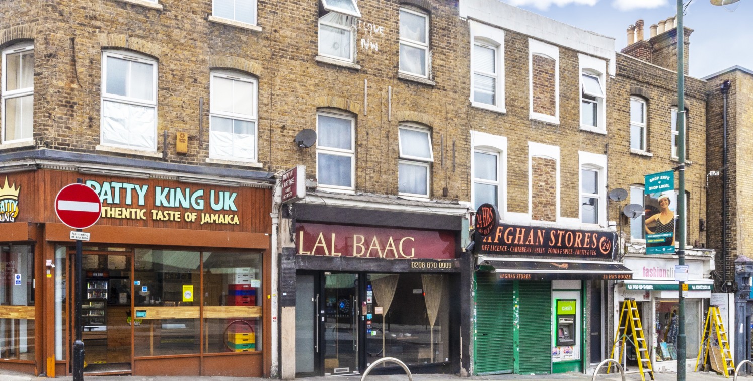 The unit benefits from being on a prominent position on the parade on Knights Hill. The commercial space is currently operating as a curry house and comprises a front retail area, kitchen to the rear and a basement with toilets, a small office and st...