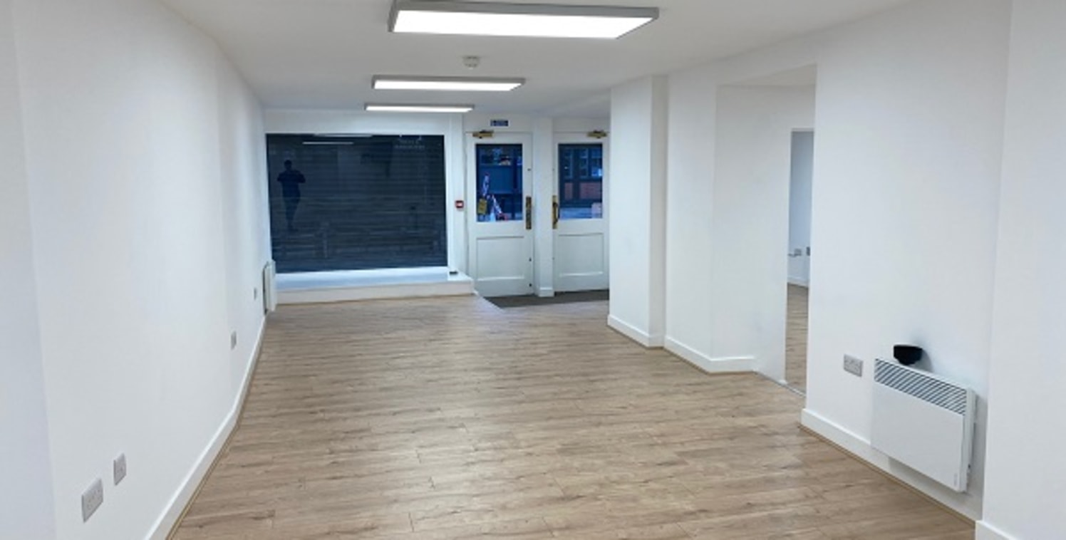 The subject property comprises an attractive and recently refurbished Town Centre retail premises arranged over ground and basement levels.

At ground floor level the property comprises predominantly open plan sales accommodation which is accessed vi...