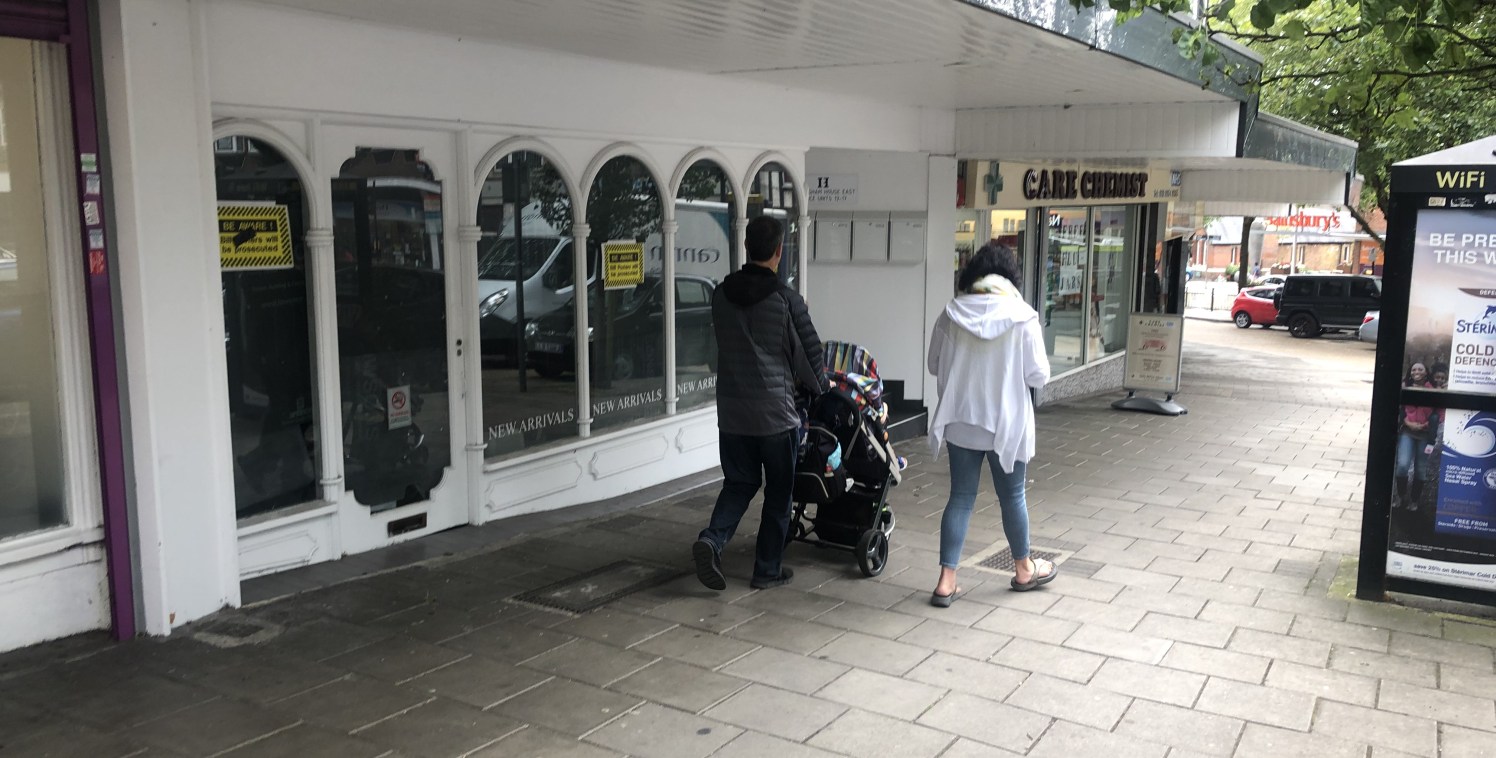 Ground floor lock up shop premises of approximately 861 Sq Ft benefiting from A1 Retail Use and located within the popular shopping location of Stanmore Broadway.