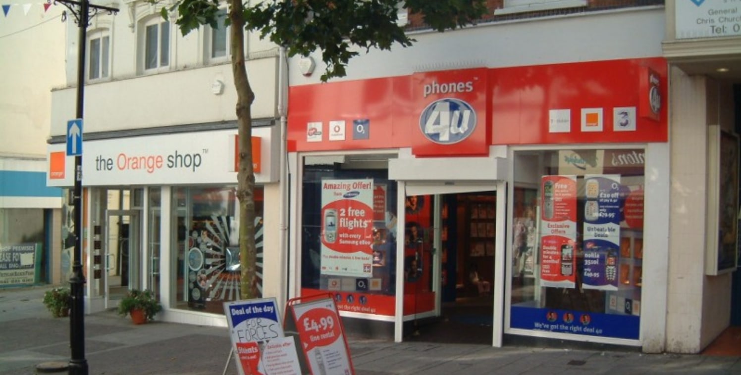 <p>The premises are situated in a prime central location on Union Street, Aldershot. &nbsp;The premises abut the main retail centre - The Wellington Shopping Centre. &nbsp;</p><ul>

<li>Ground floor shop to rent</li>

<li>Prominent High Street positi...