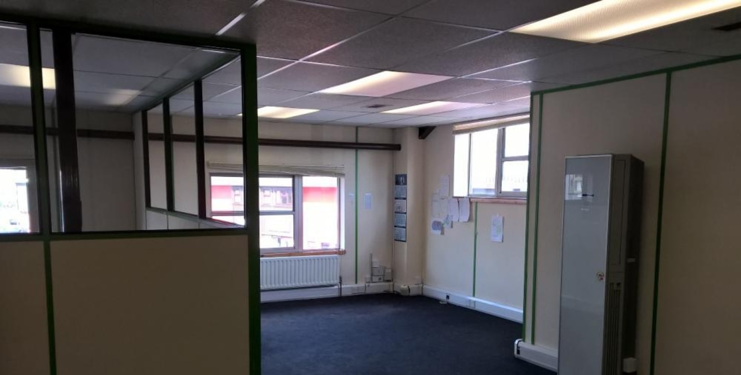 First floor office accommodation