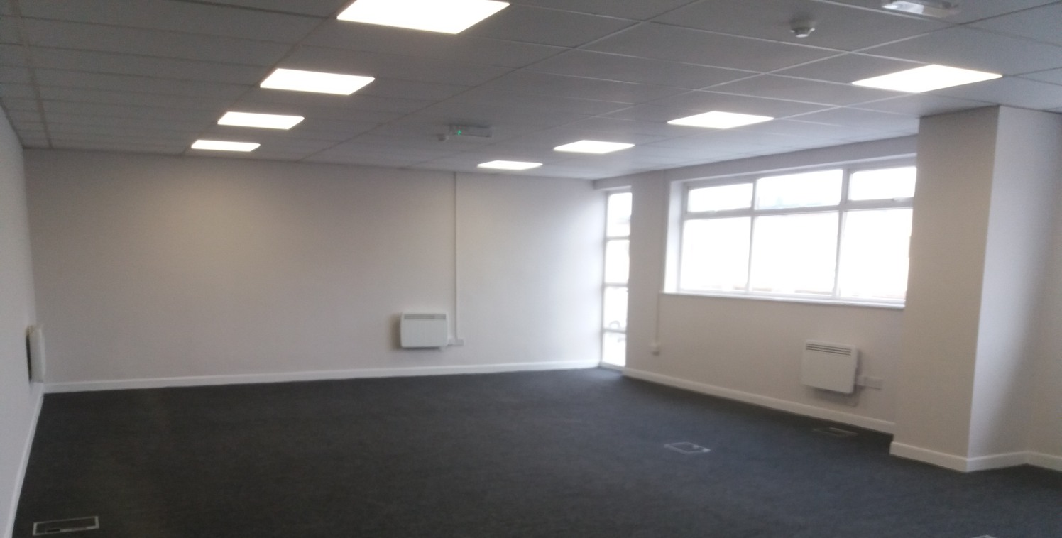 A modern, industrial/warehouse unit with offices.

10,500 sq ft

£53,130 per annum