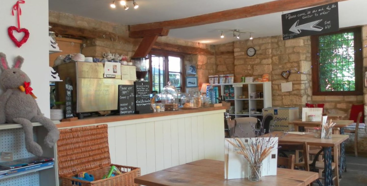 Licensed Coffee Shop & Cafe Located In Chipping Campden\nRef 2388\n\nLocation\nThis delightful Coffee Shop & Cafe is located in the highly desirable Cotswold tourist hotspot of Chipping Campden. Positioned within a beautiful Grade II* listed Cotswold...