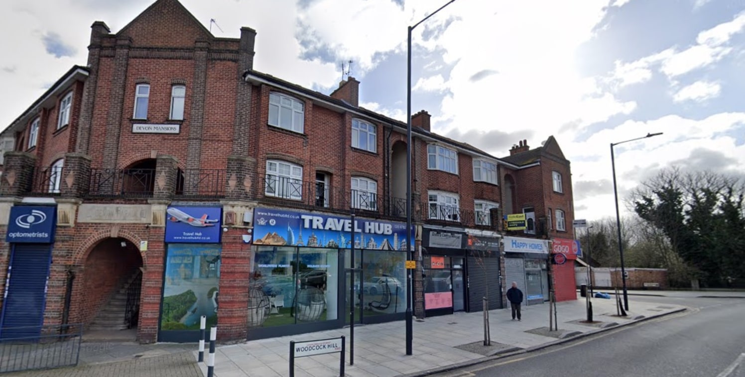 INCOME PRODUCING FREEHOLD PROPERTIES!\n\nThe freehold for two shops and four flats is now available to purchase. This property would provide you with a high income from the current occupiers. Looking for a quick sale as another opportunity has come u...