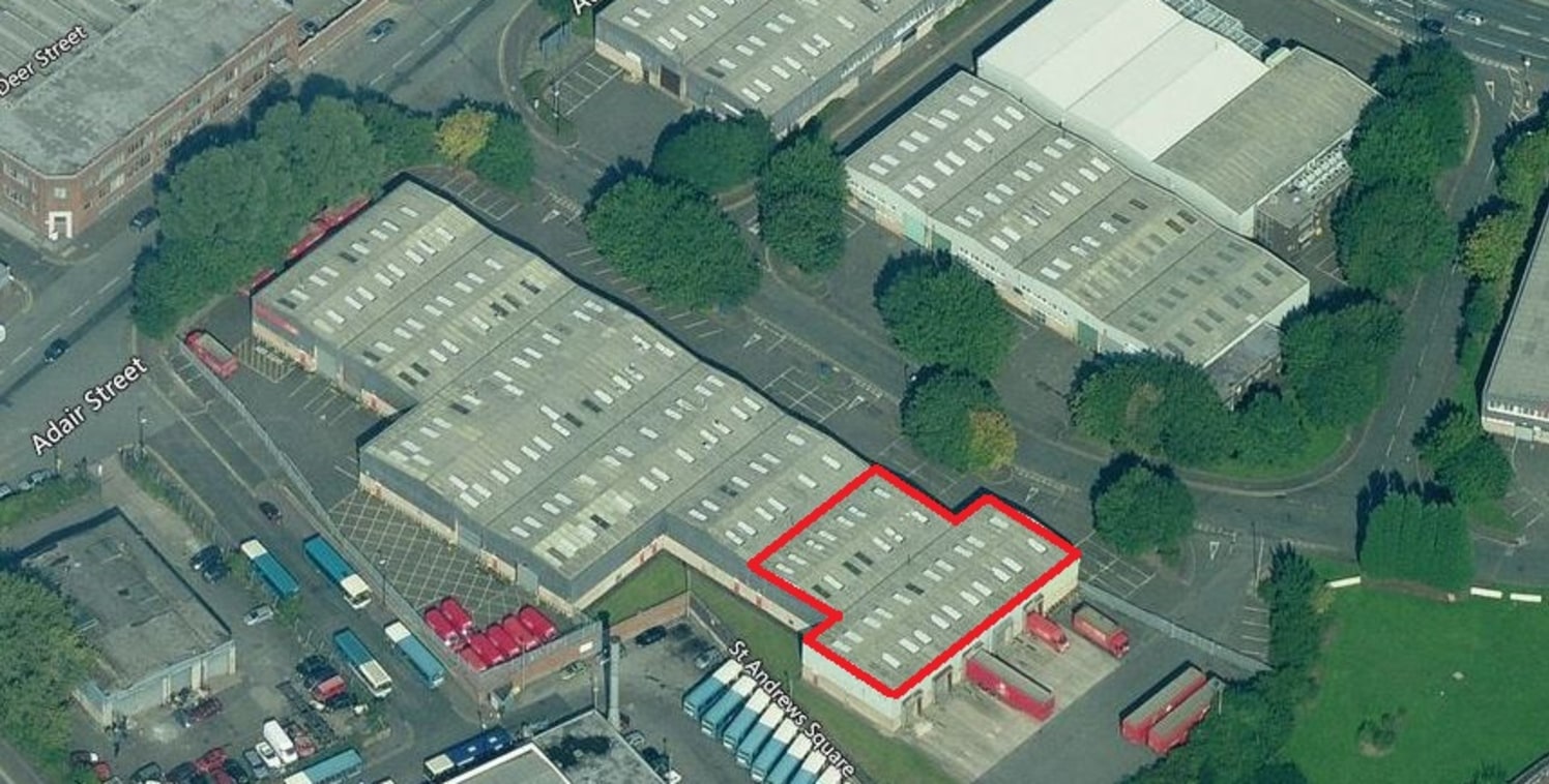 Description\n\nLocation\nPiccadilly Trading Estate is an established trading location, situated on the north-east boundary of Manchester City Centre. Gidding Road, the main estate road is accessed directly off the inner-city ring road, Great Ancoats...