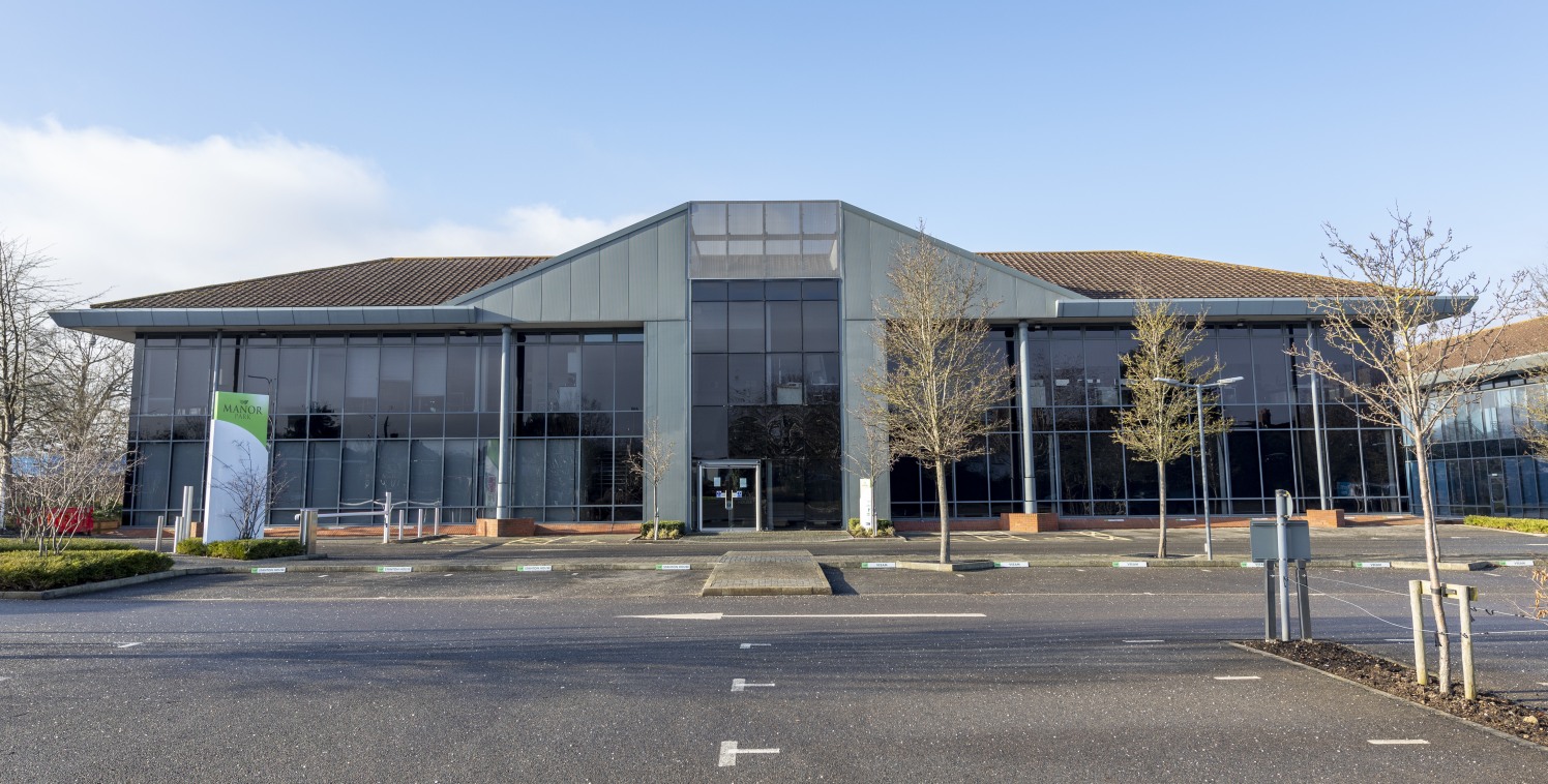 Blake House comprises nearly 16,000 sq.ft of office space over two floors. Arranged simply around a central core and opening up natural light from every aspect. This fully refurbished building gives you a wealth of layout options and will allow you t...