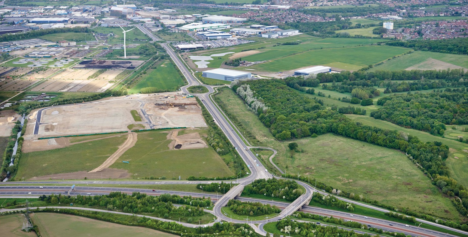 Logic Leeds is located within the Aire Valley Enterprise Zone, and has planning consent for up to 1.6 million sq.ft. of industrial/warehouse buildings. A wide variety of size ranges can be accommodated from 20,000 sq.ft. to approximately 500,000 sq.f...