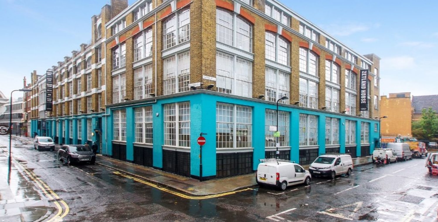 A stunning fully fitted office located in central Shoreditch which is available on flexible terms. The office benefits from low overall occupancy costs and a comprehensive tenants fit out which includes numerous meeting rooms, air conditioning system...