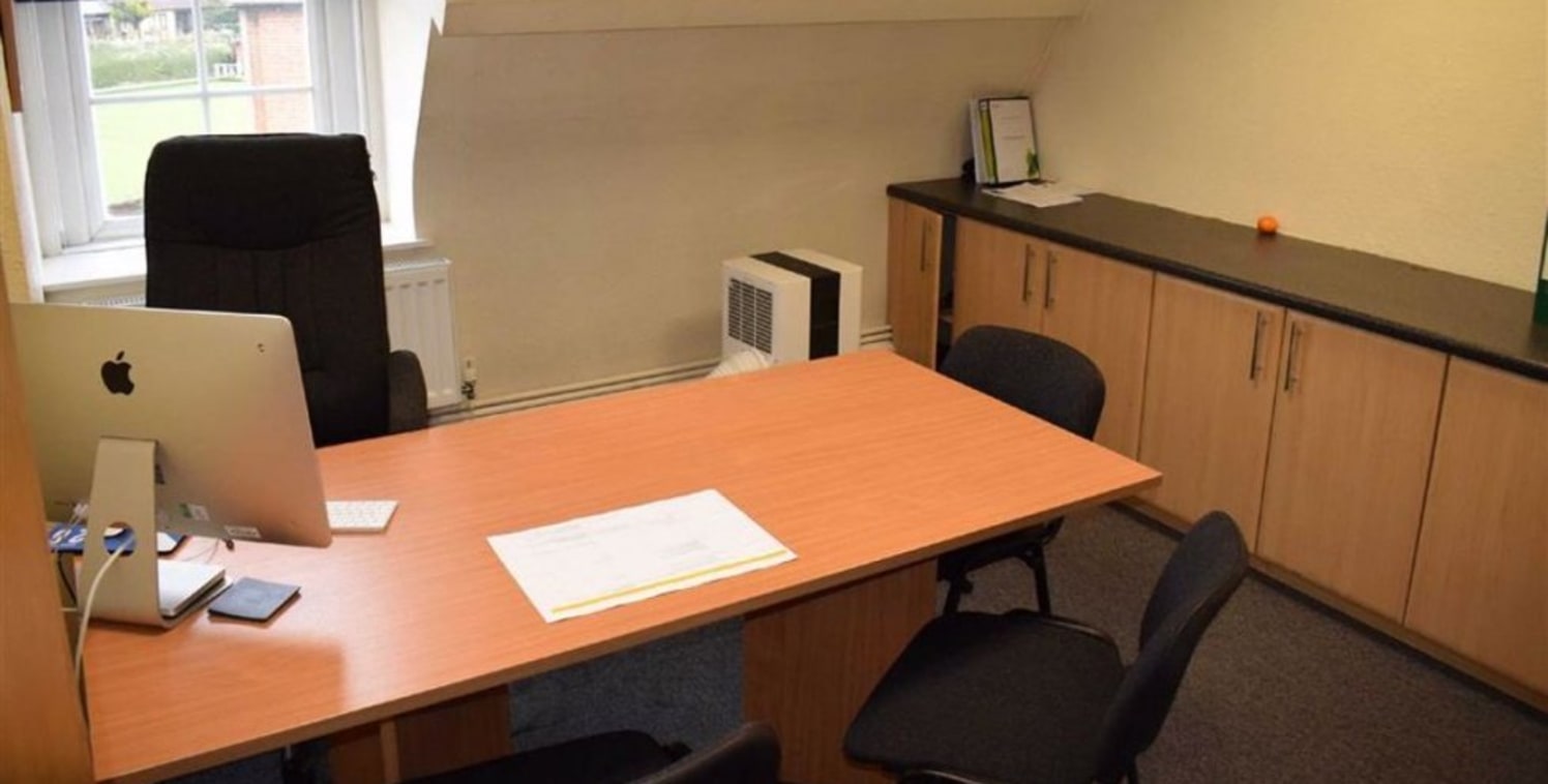 OFFICE TO LET ** - Situated on The Broadway, Woodford Green, less than 100 metres from Woodford Underground Station. Occupiers in The Broadway include Sainsburys Local and Cook plus various other retailers and eateries such as Costa Coffee and Belgiq...