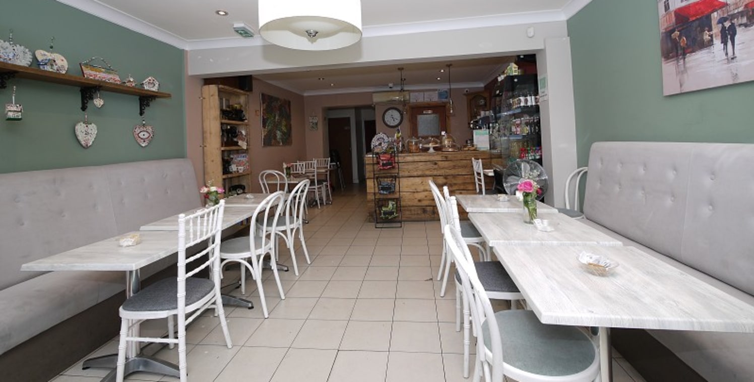 We are pleased to present to you this well established Cafe that has become available to buy. Holding a A3 license this business is a great investment.