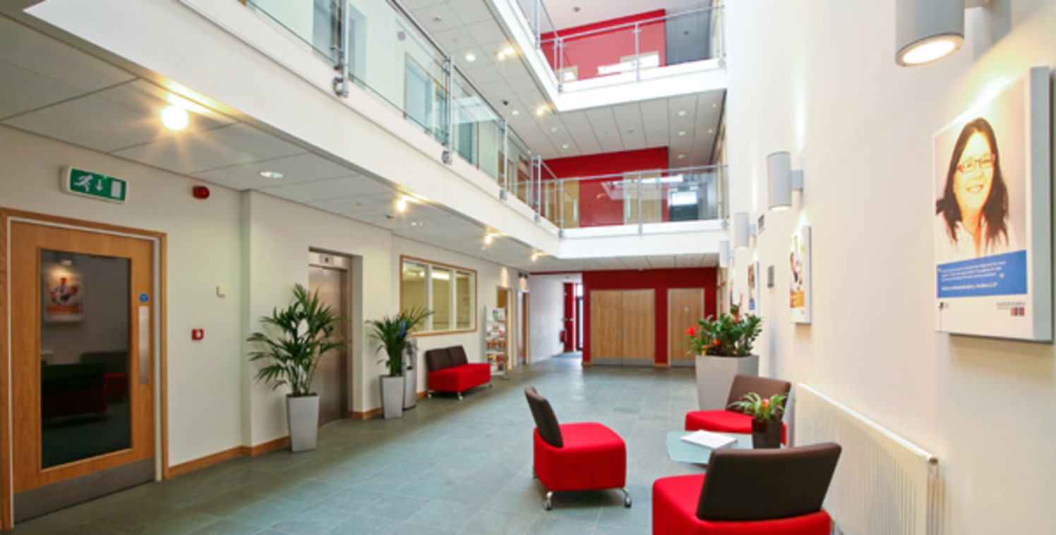 Bradford Chamber Business Park is a fully modernised, serviced office building providing high specification offices and meeting rooms across 3 floors. Each of the suites have been finished to an excellent standard to include modern décor, gas central...