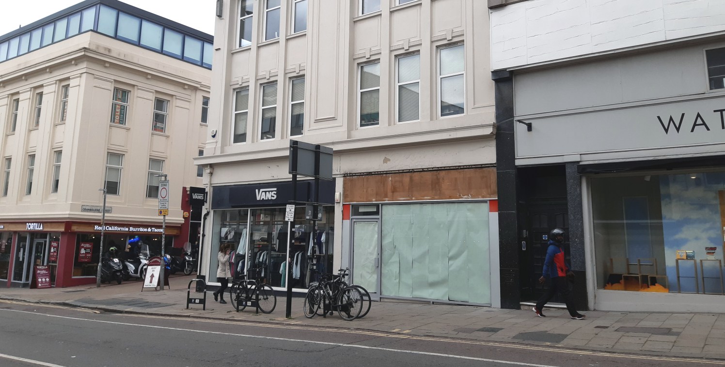 Prominent retail unit in high footfall location close to Churchill Square.