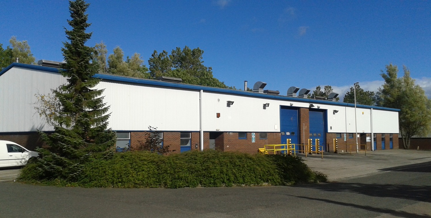 2 electrically operated sectional up and over loading doors. Close to trade counter operators. Production area heating and lighting. Attractive open plan setting. Loading doors 3.5m(w) by 4.6m(h).