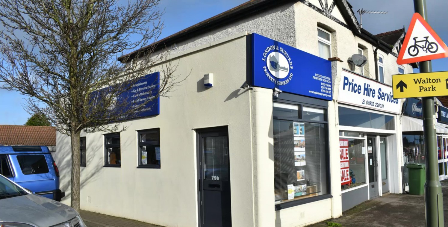 <b>A1&nbsp;possible A2 shop/unit//office&nbsp; VARIED businesses&nbsp;</b><p><b>AVAILABLE IMMEDIATEL